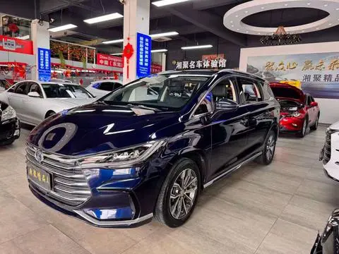 Song MAX 2021 upgraded version 1.5T automatic luxury model 7 seats