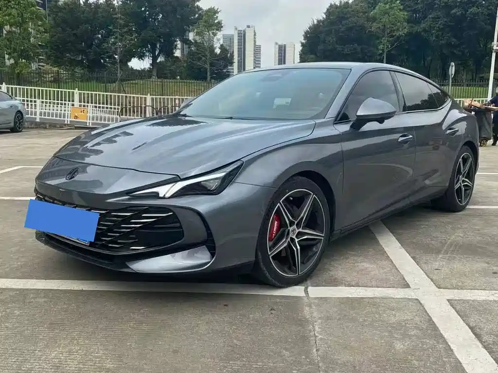 MG MG7 2023