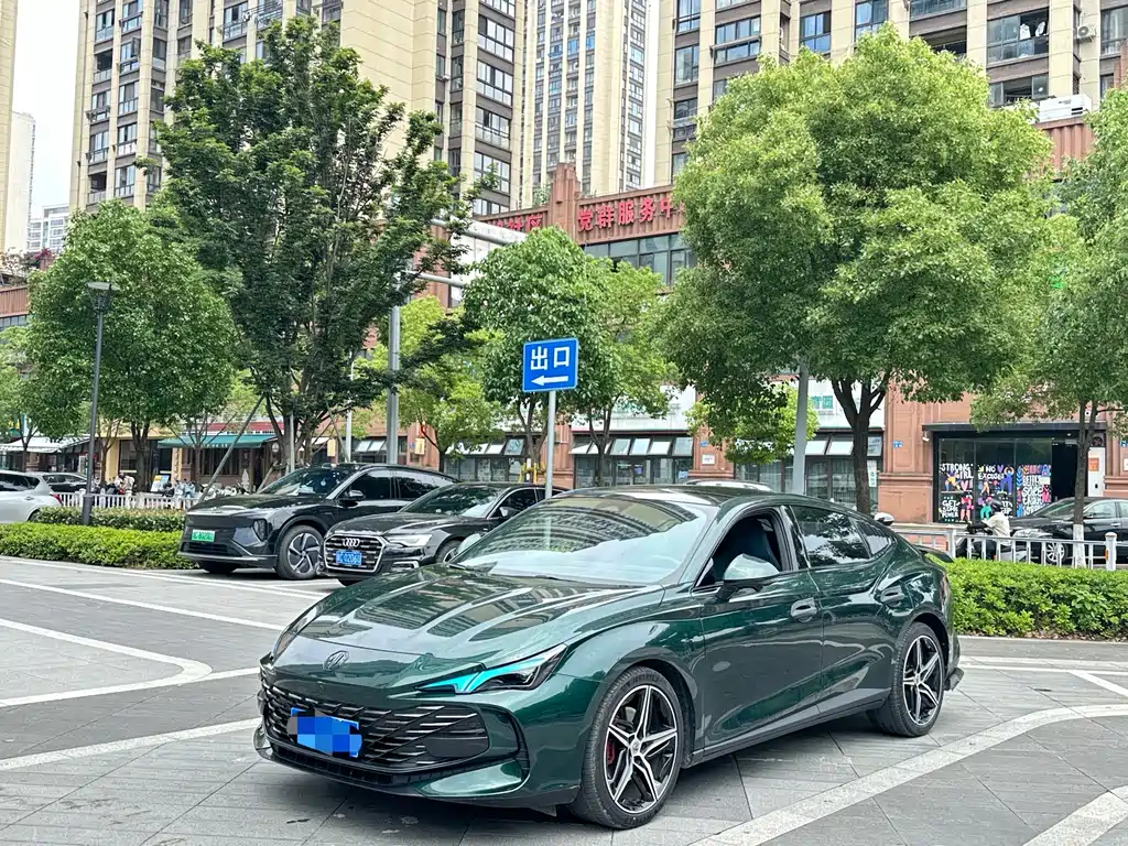 MG MG7 2023