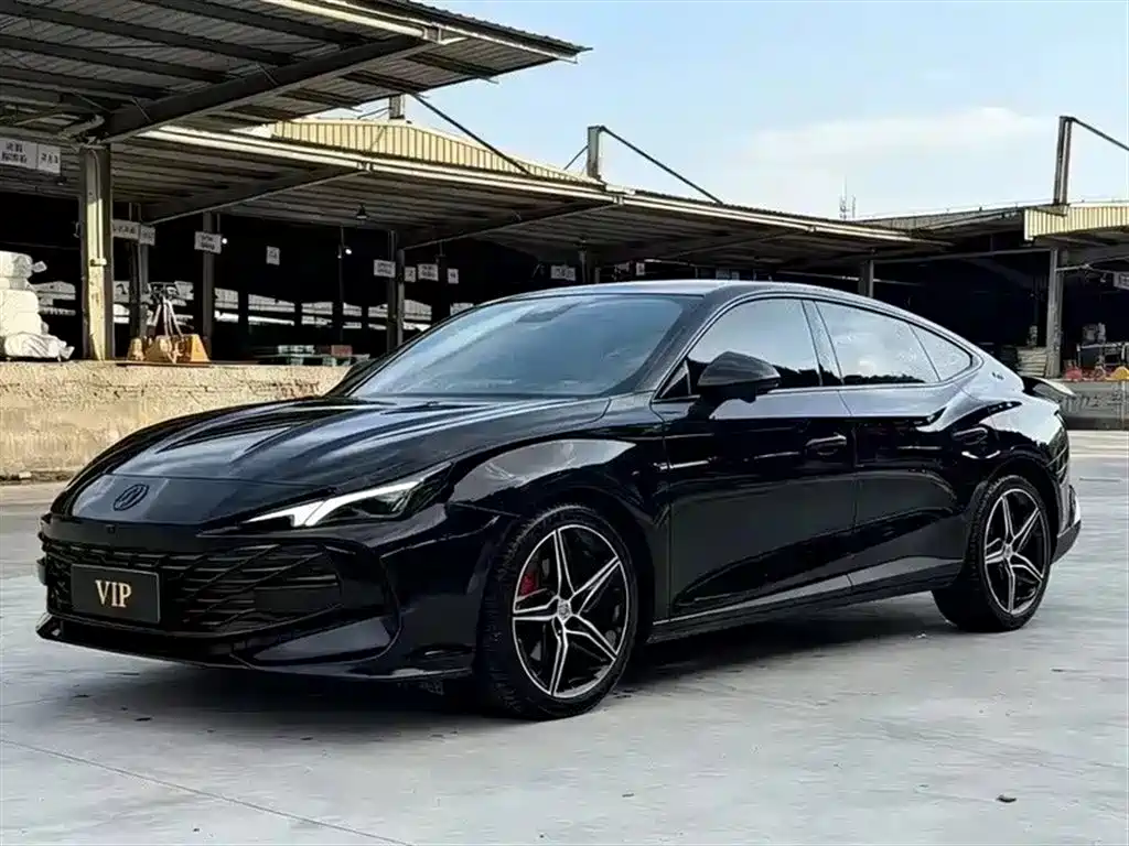 MG MG7 2025