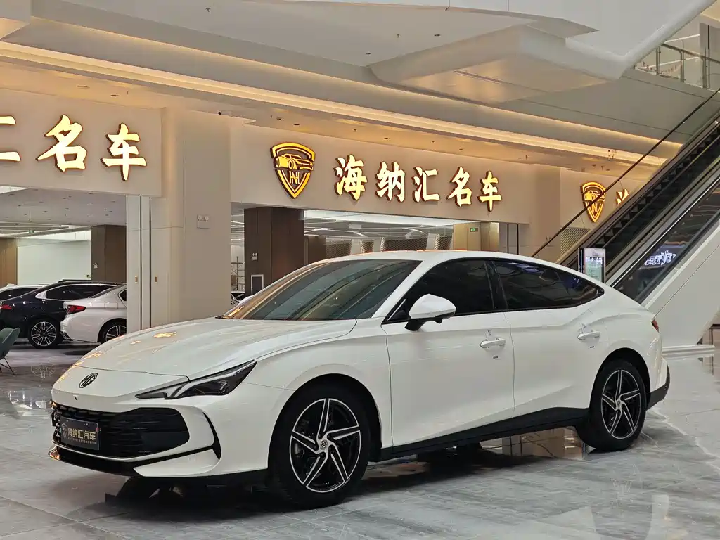 MG MG7 2025