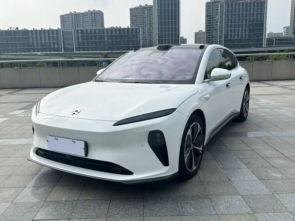 NIO ET5T 2024