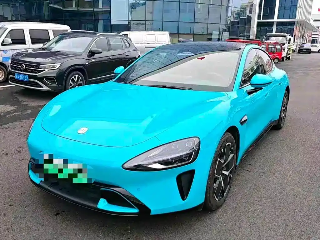 Xiaomi SU7 2025