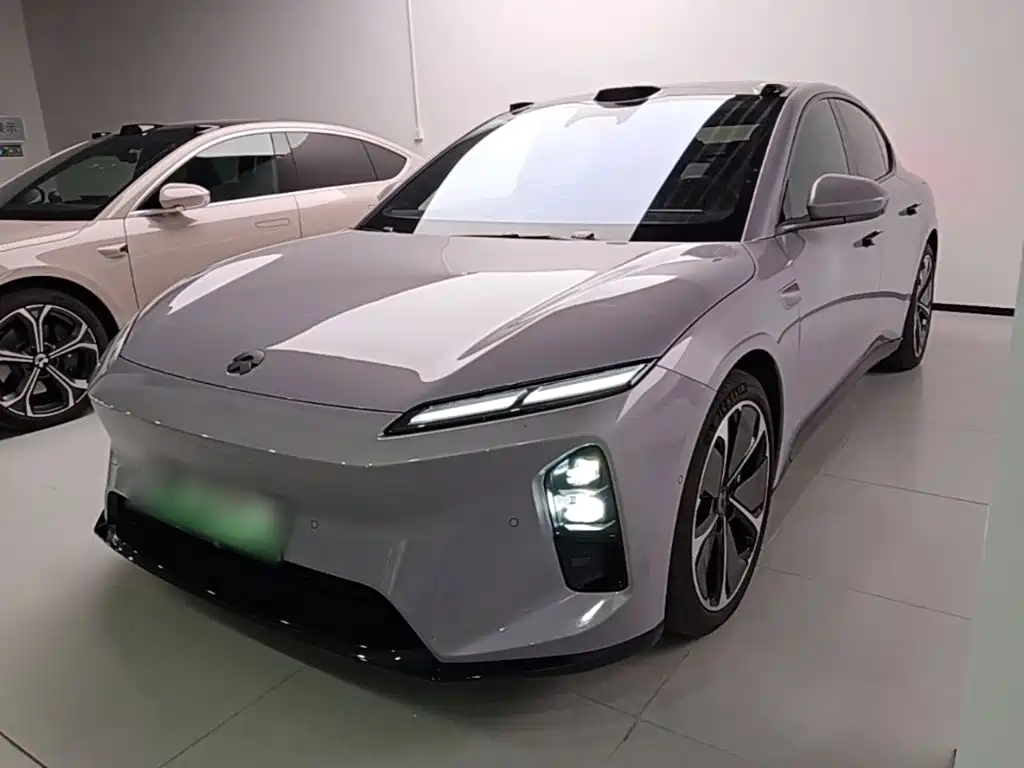 NIO ET5 2025
