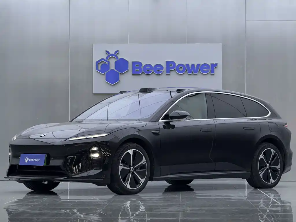 NIO ET5T 2025