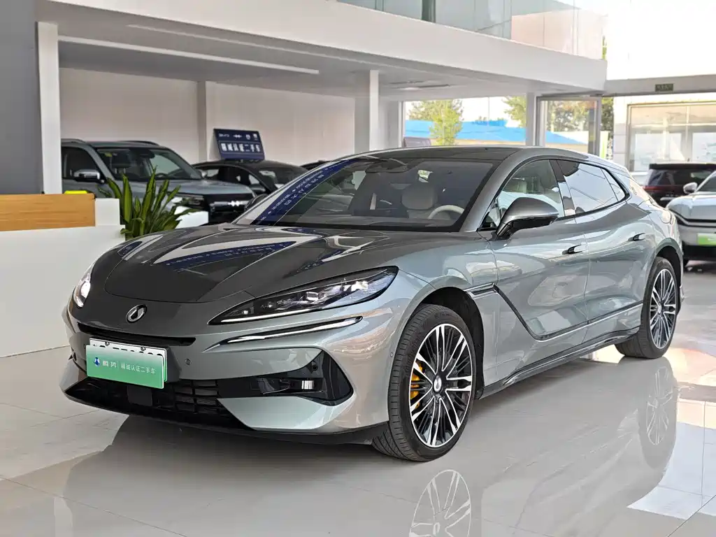 Denza Denza Z9GT 2024