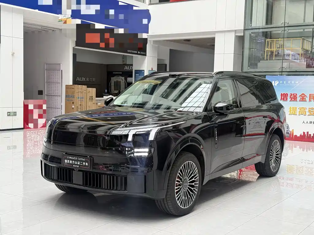 Lynk & Co 领克900 2025