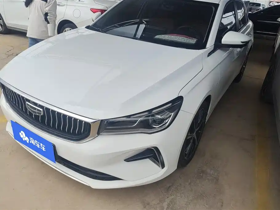 Geely Emgrand 2023