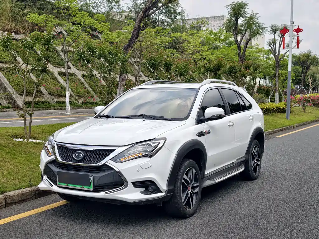 BYD Tang New Energy 2015