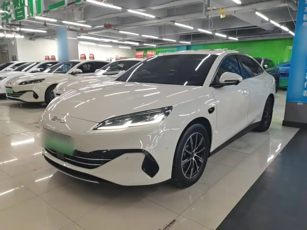 BYD 海豹06 2025