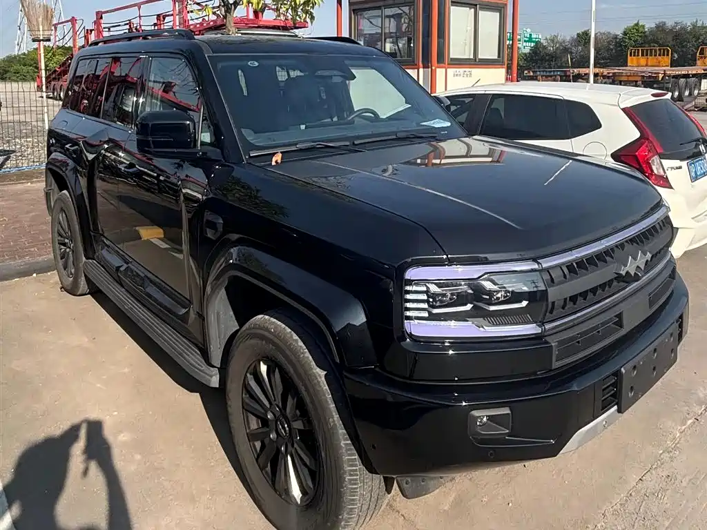 Fang Cheng Bao Leopard 5 2025