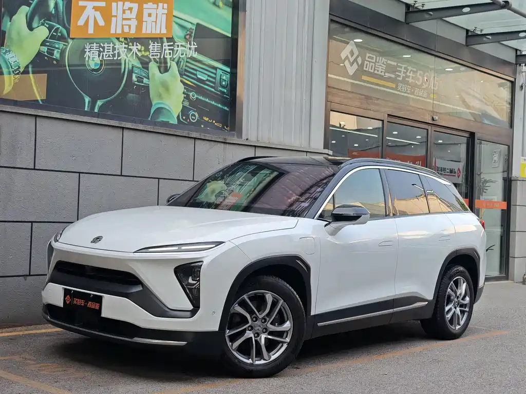 NIO ES6 2020