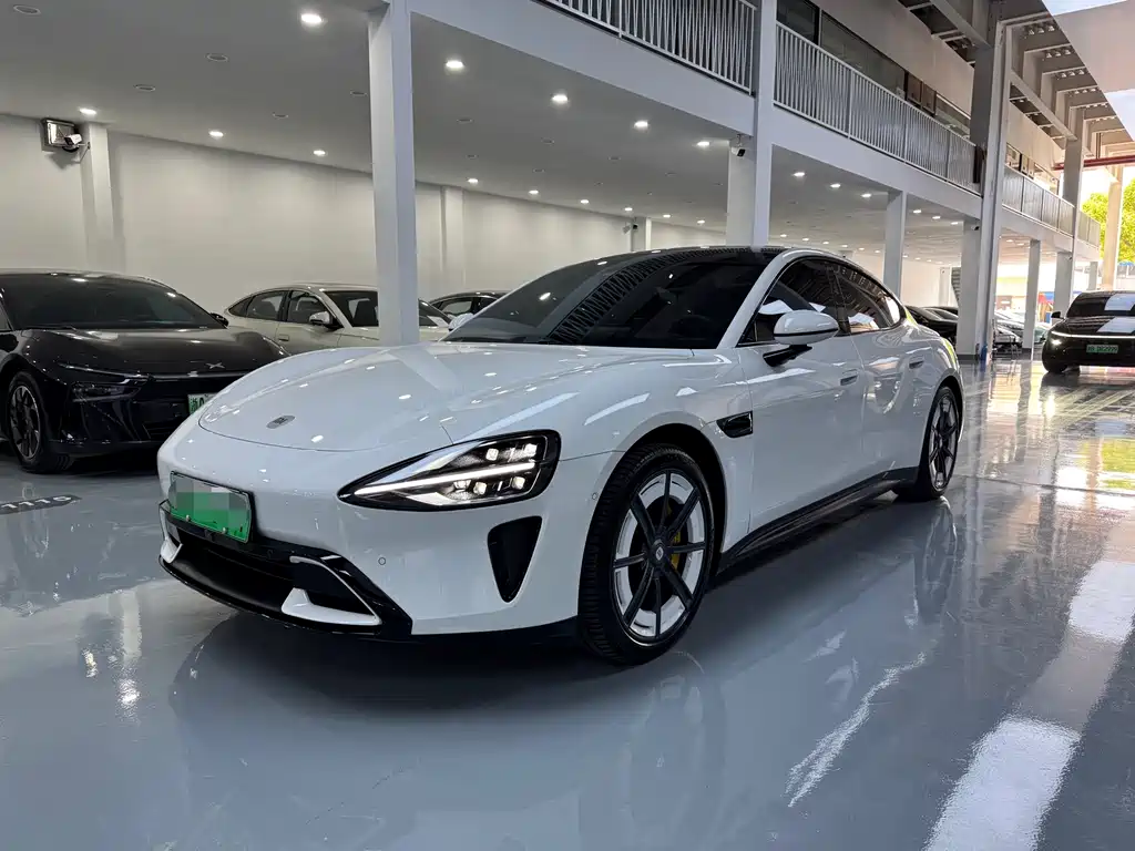 Xiaomi SU7 2025