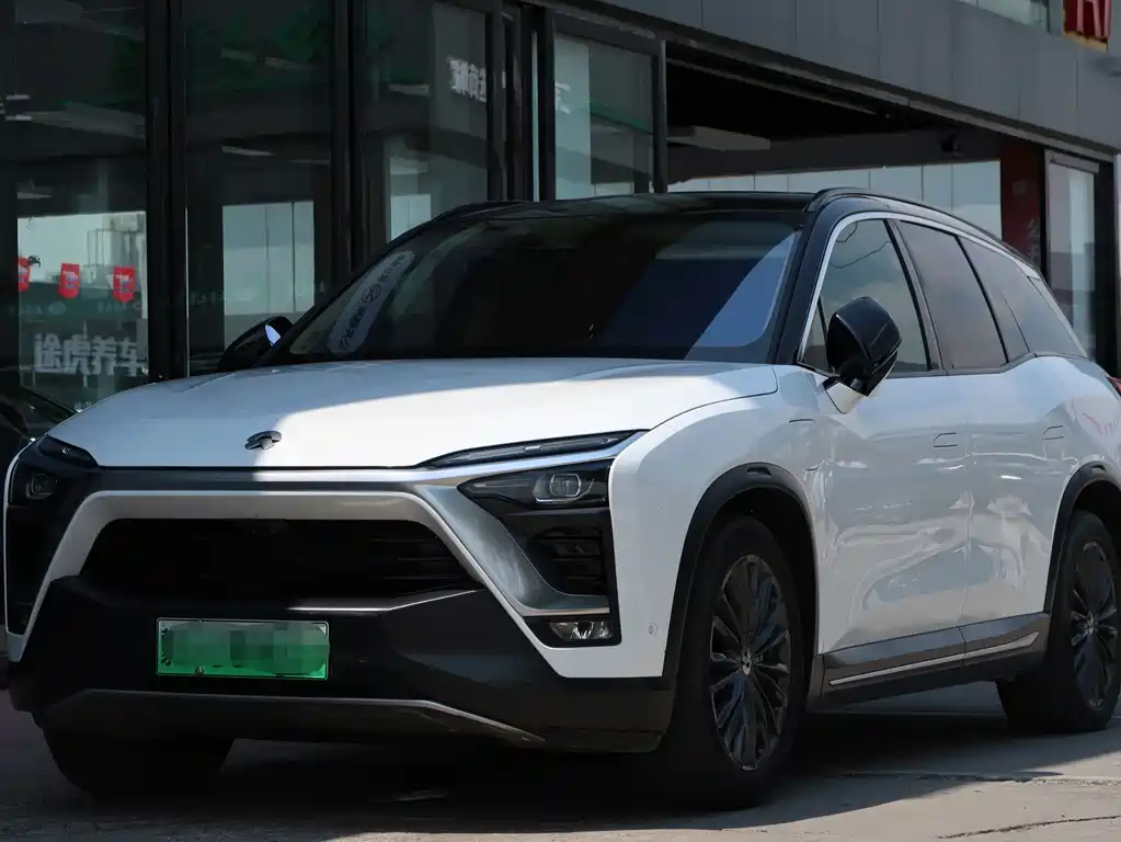 NIO ES8 2019