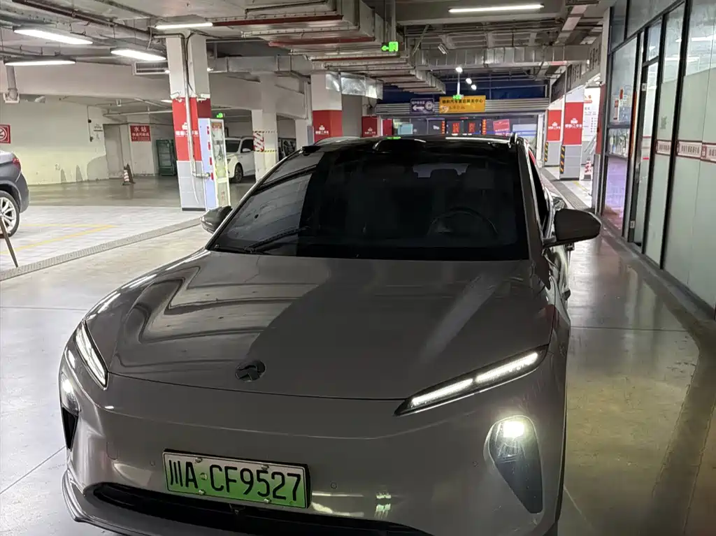 NIO ET5T 2024