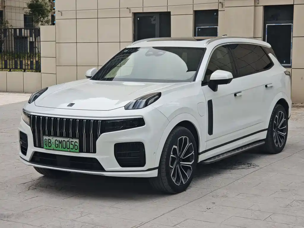 Lynk & Co 09 EM-P 2023