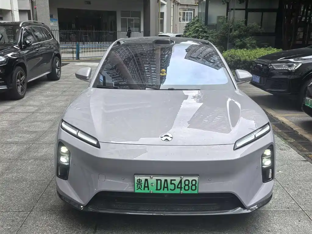 NIO ET5T 2025