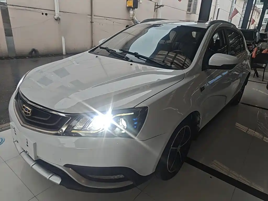 Geely Emgrand 2017