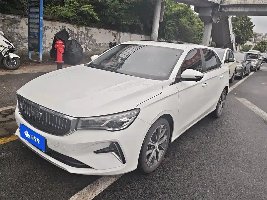 Geely Emgrand 2024
