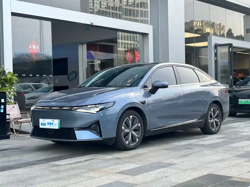 XPENG P5 2022