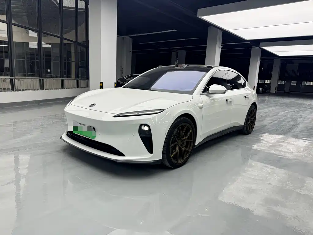 NIO ET5 2024