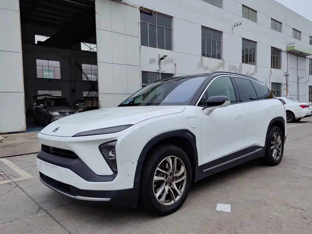 NIO ES6 2020