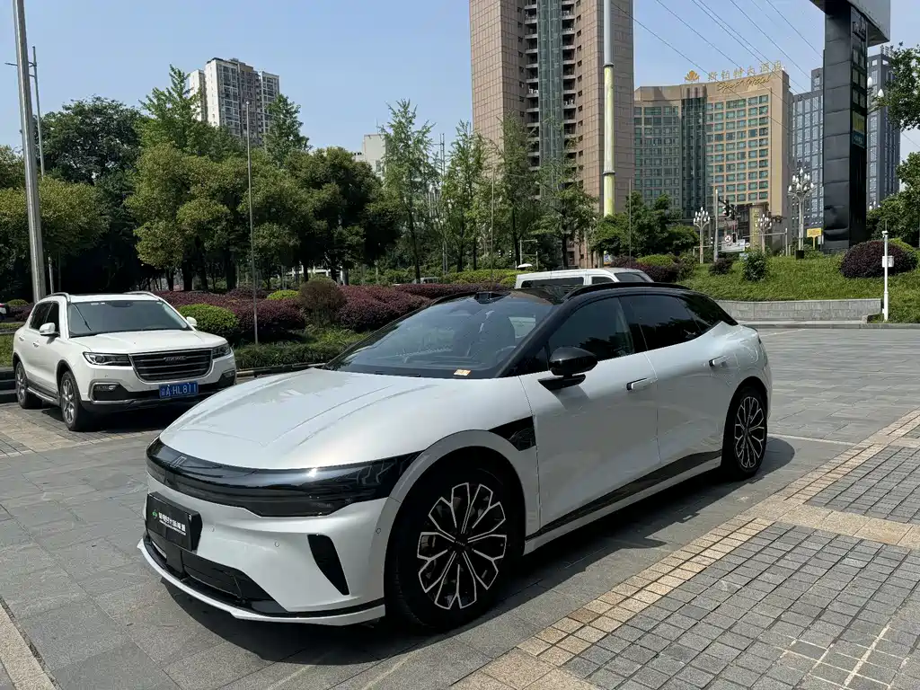 Zeekr 极氪007GT 2025