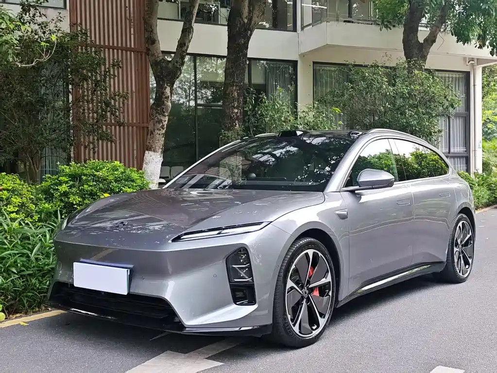 NIO ET5T 2025