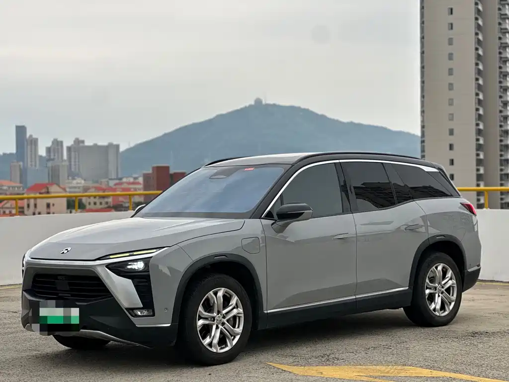 NIO ES8 2022