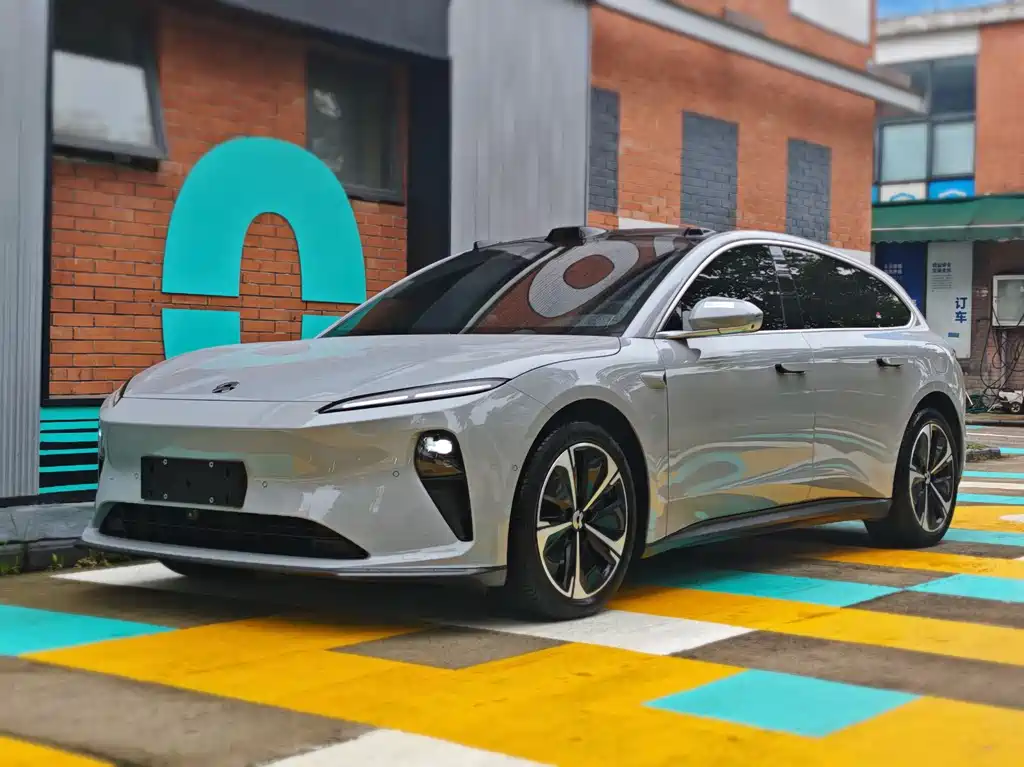 NIO ET5T 2025