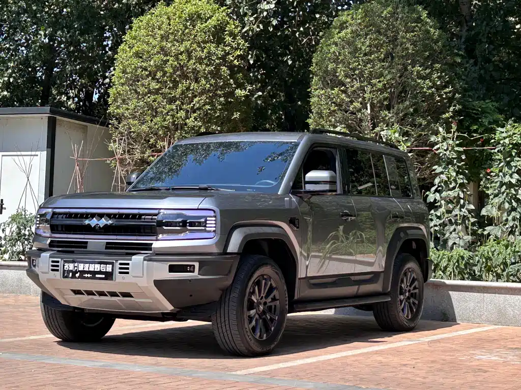 Fang Cheng Bao Leopard 5 2025