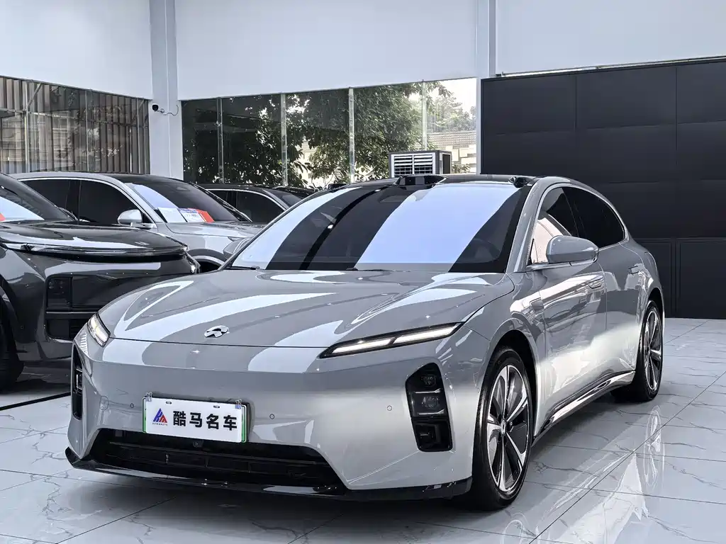 NIO ET5T 2025
