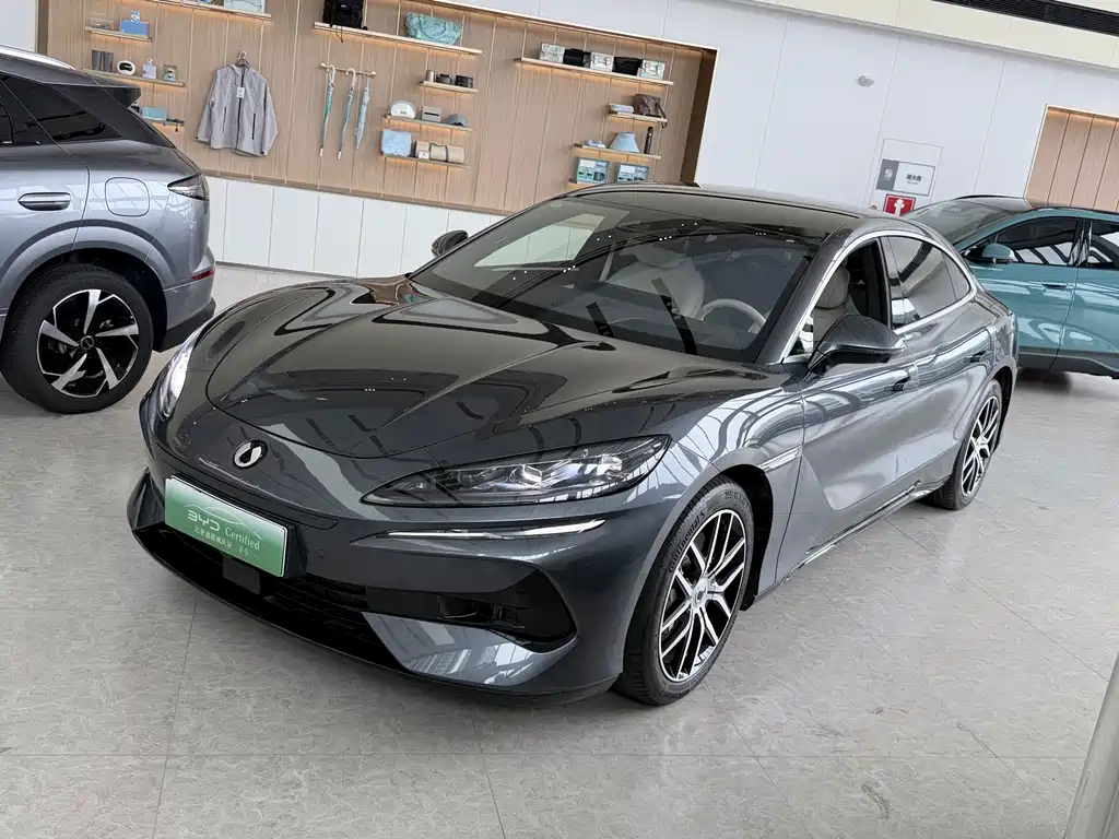 Denza Denza Z9 2024