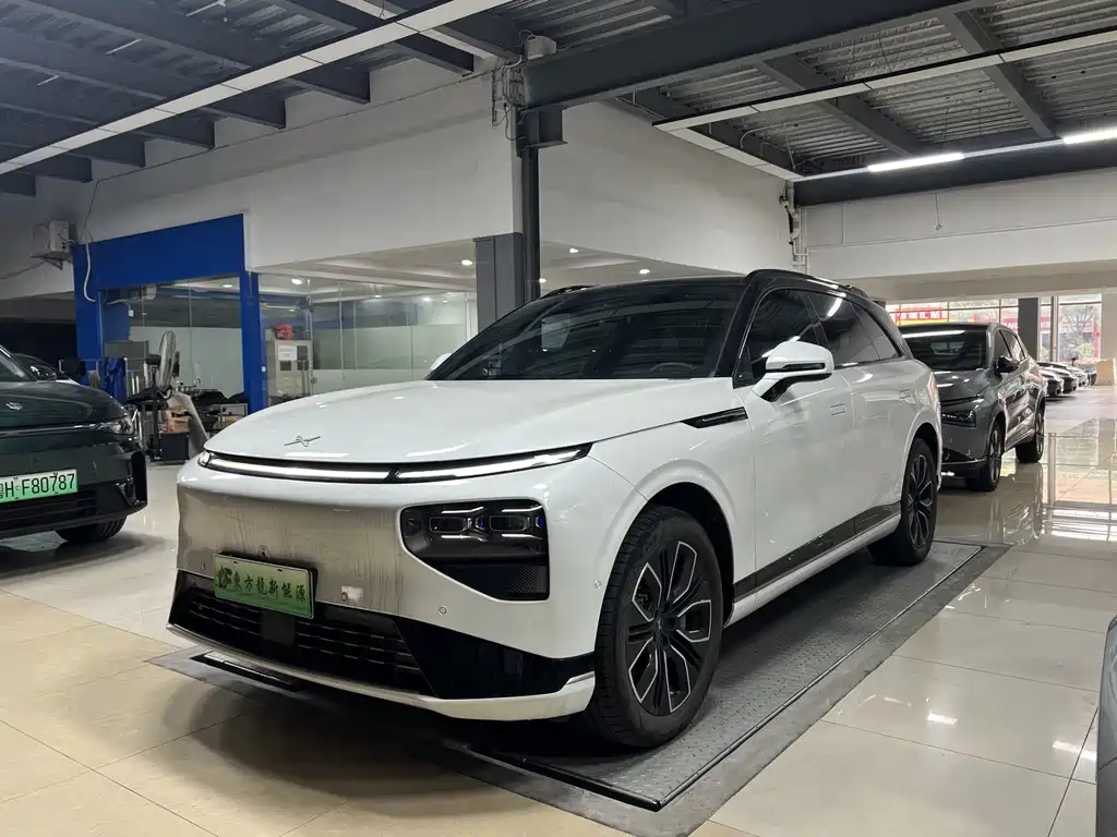 XPENG G9 2025