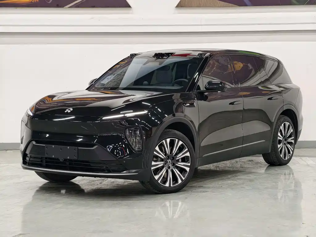 NIO ES8 2023