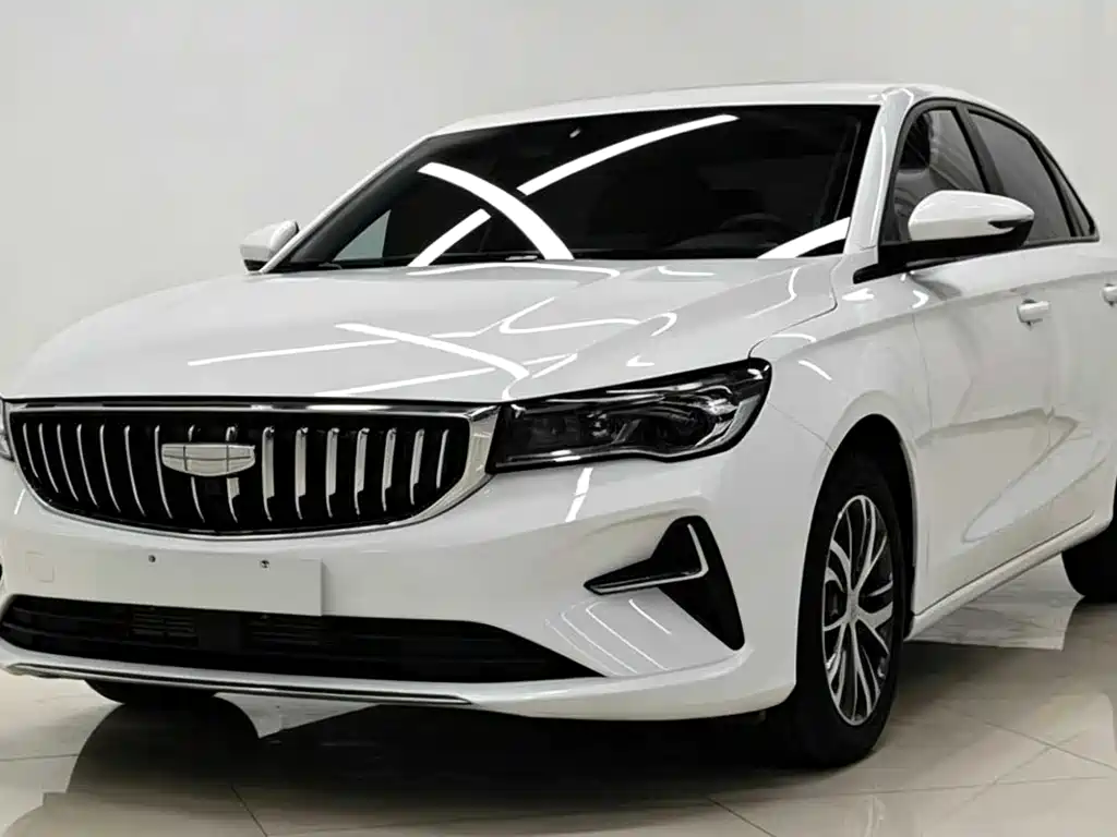 Geely Emgrand 2024