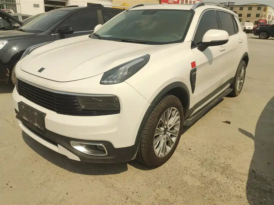 Lynk & Co 01 2018