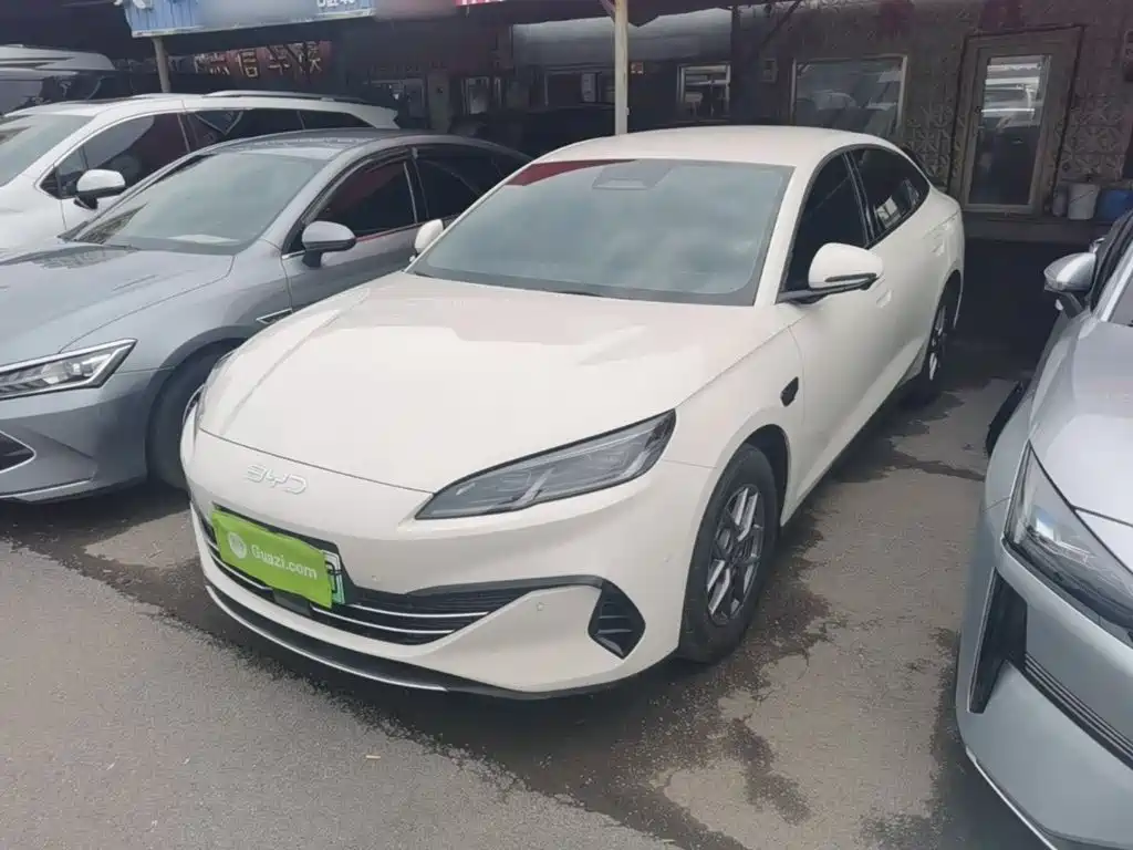 BYD 海豹06 2025
