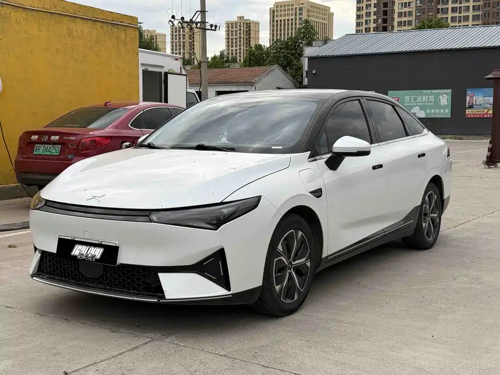 XPENG P5 2022