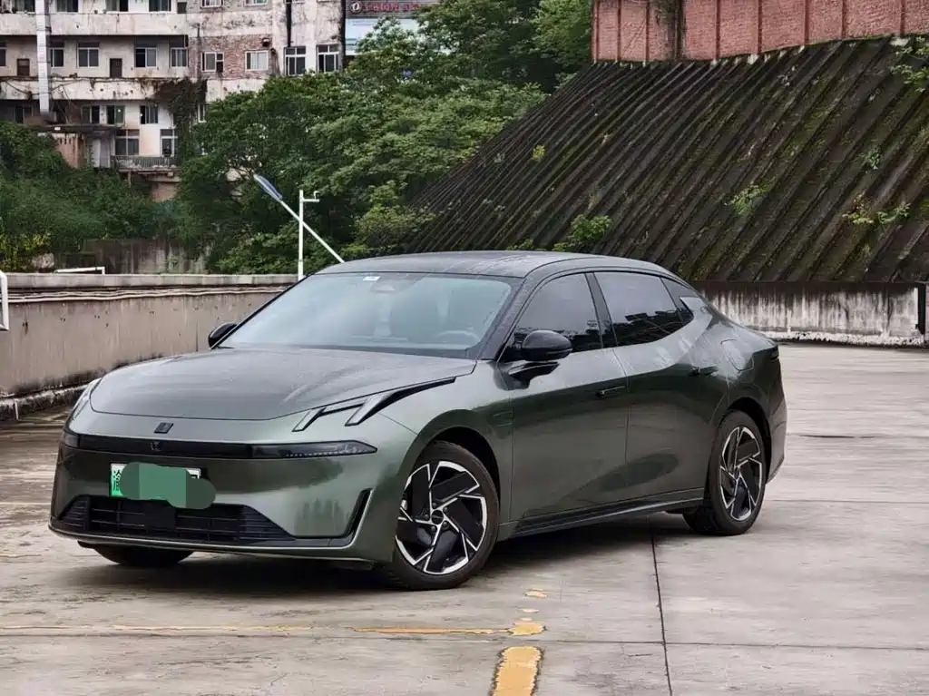 Lynk & Co 07 EM-P 2024