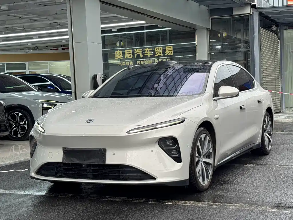 NIO ET7 2023
