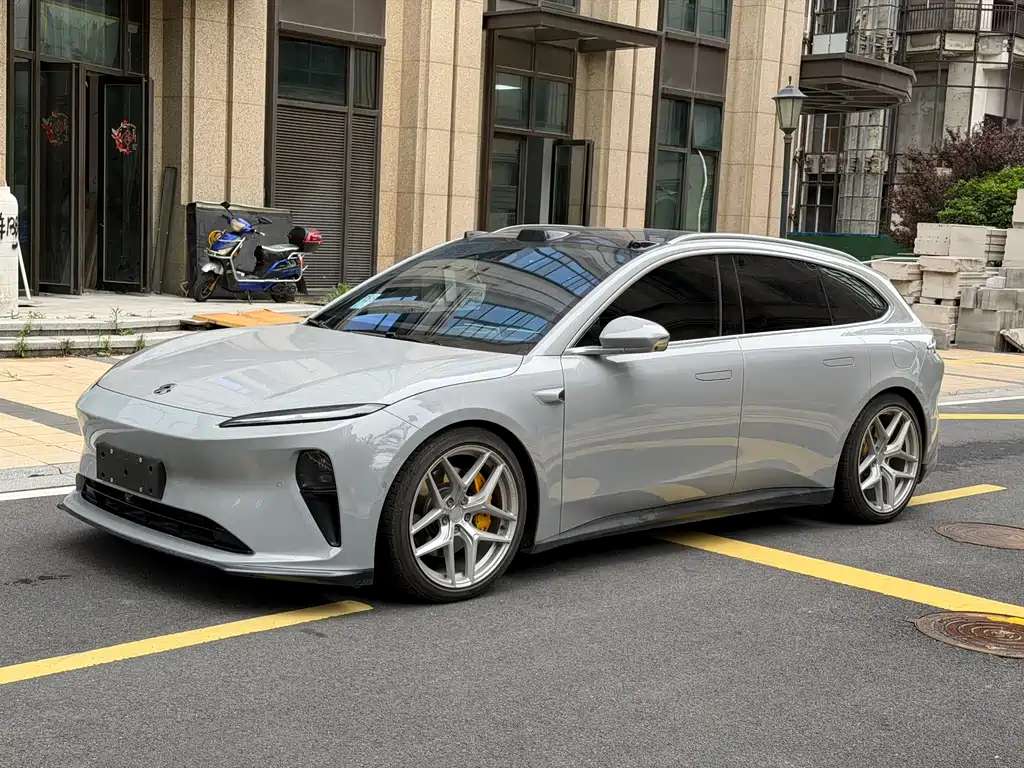 NIO ET5T 2024