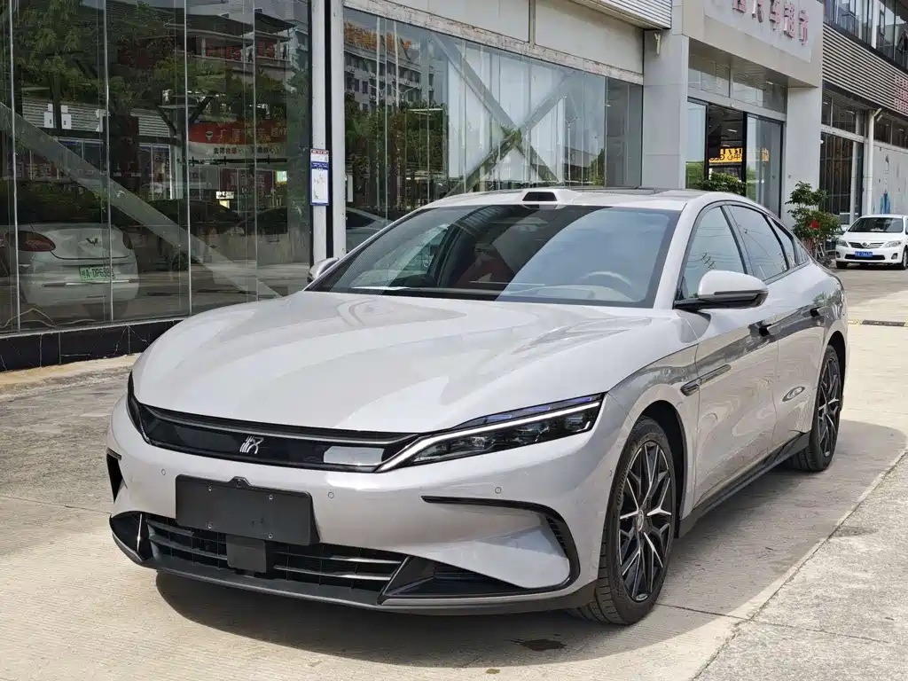 BYD Han 2025