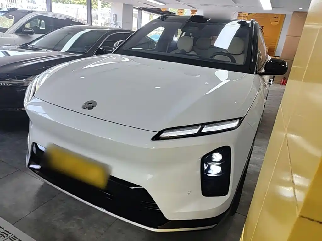 NIO ES6 2025