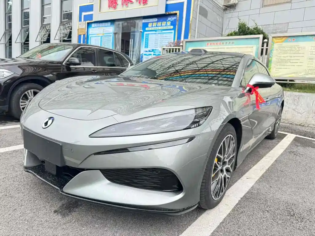 Denza Denza Z9GT 2026