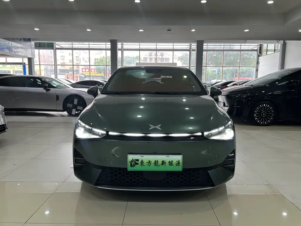 XPENG P5 2022