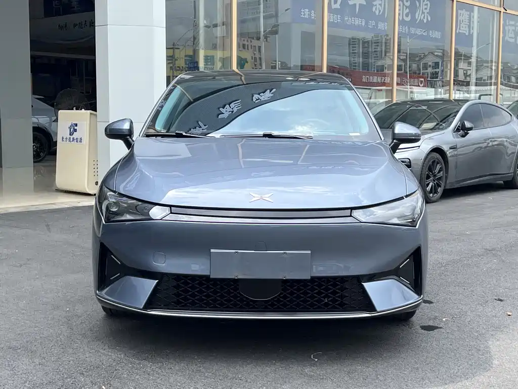 XPENG P5 2022