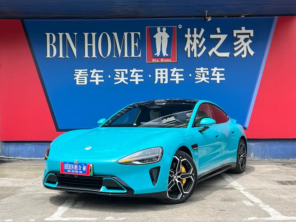 Xiaomi SU7 2024