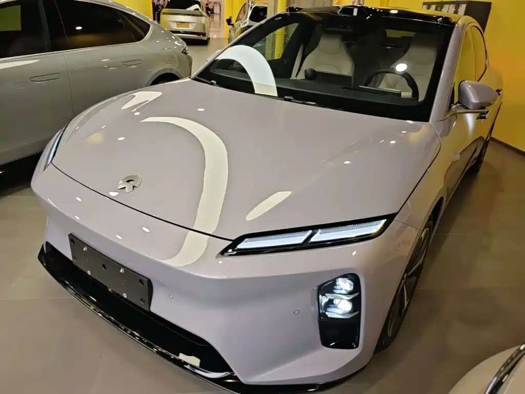 NIO ET5 2025