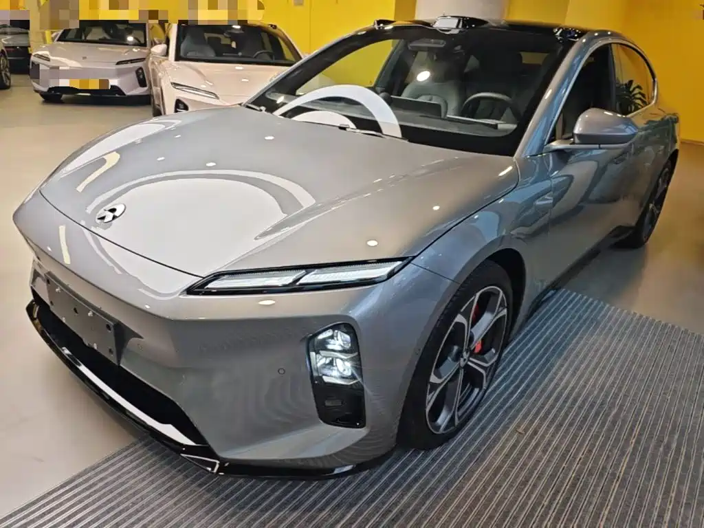 NIO ET5 2025